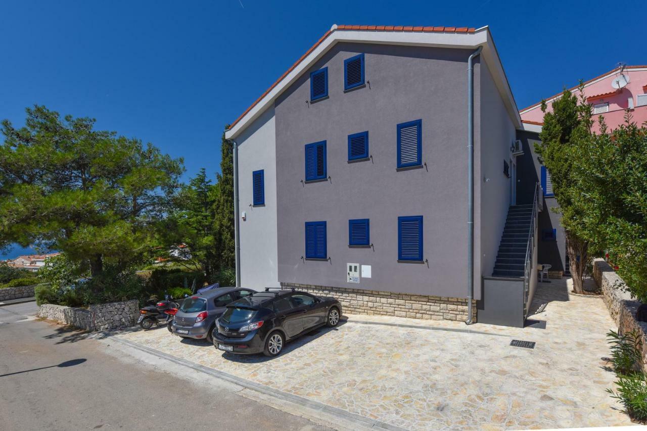 Apartments Enya Новалья Экстерьер фото
